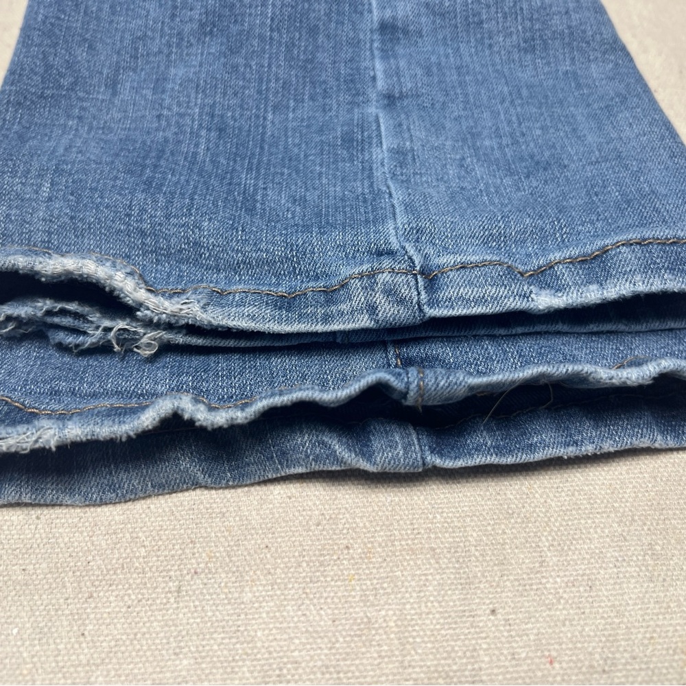BCBGeneration Distressed Mid Rise Bootcut Jeans - Size 5/27 - Picture 8 of 8